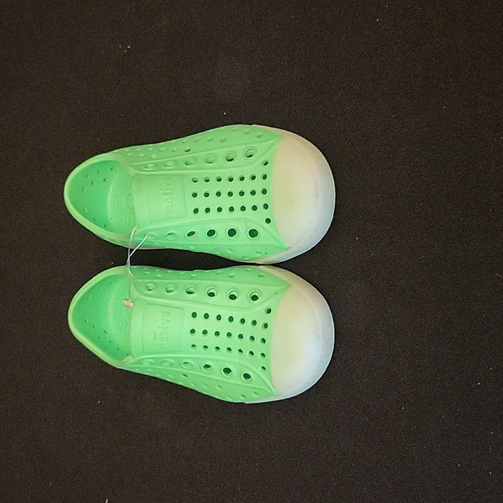 Native| Jefferson Slip on Lime Green Sneakers Size c6